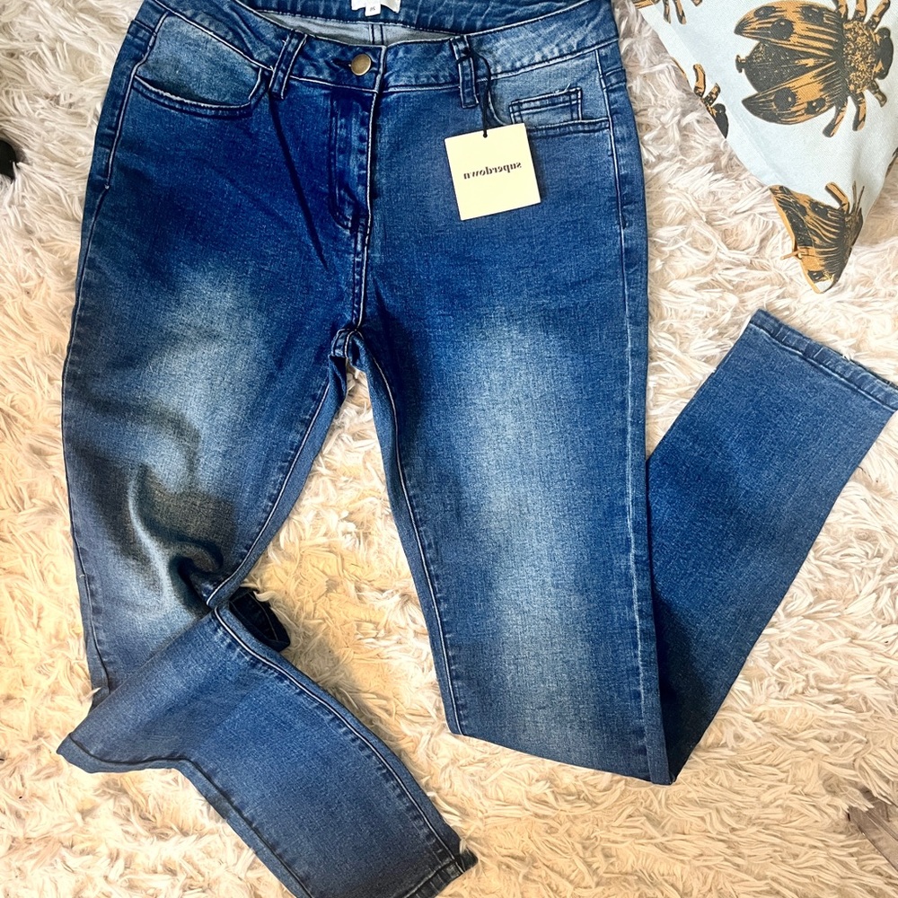 Superdown Revolve skinny ankle jeans dark wash 9” rise NWT